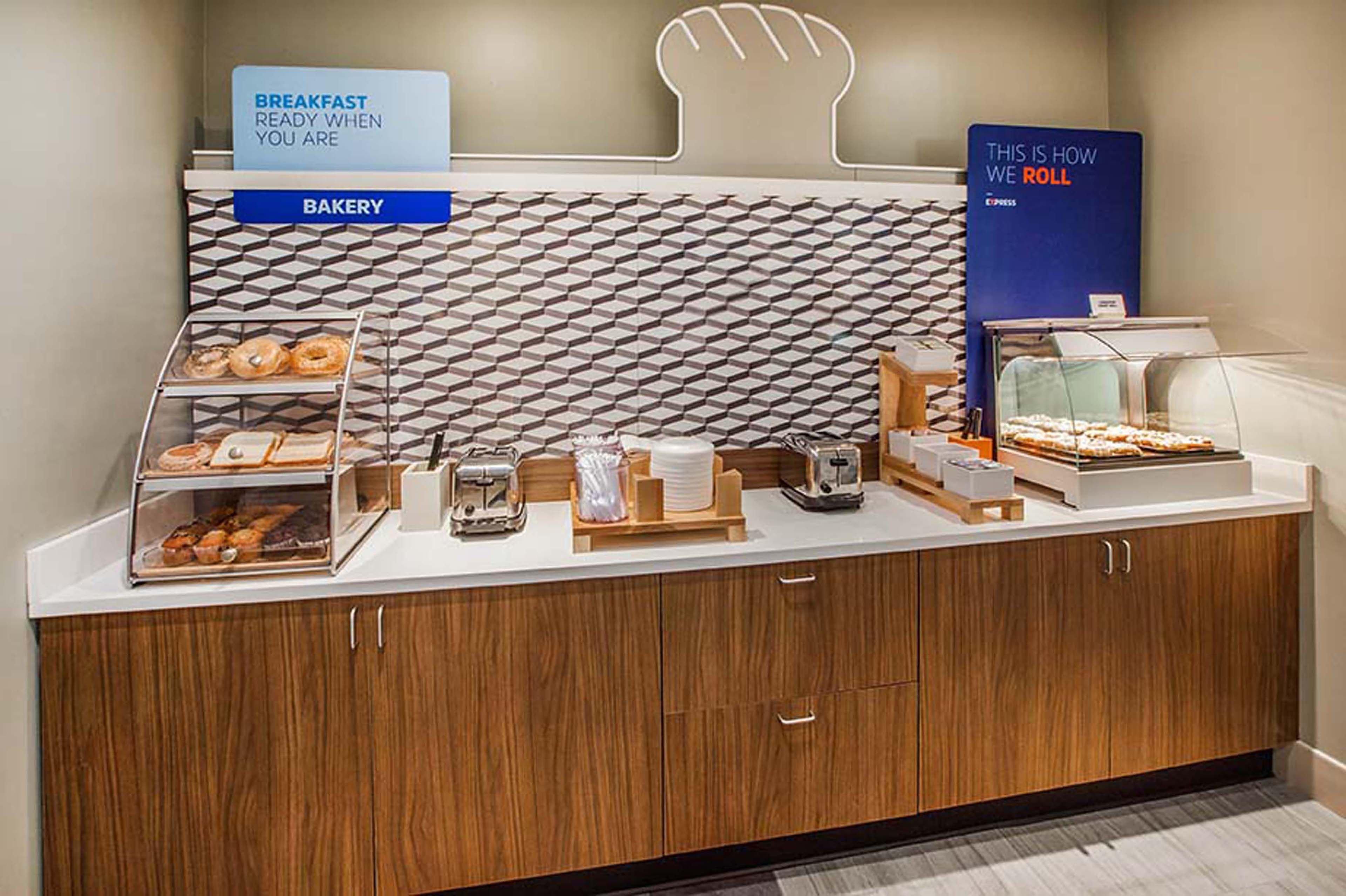 Holiday Inn Express Murrysville - Delmont By Ihg Exterior foto